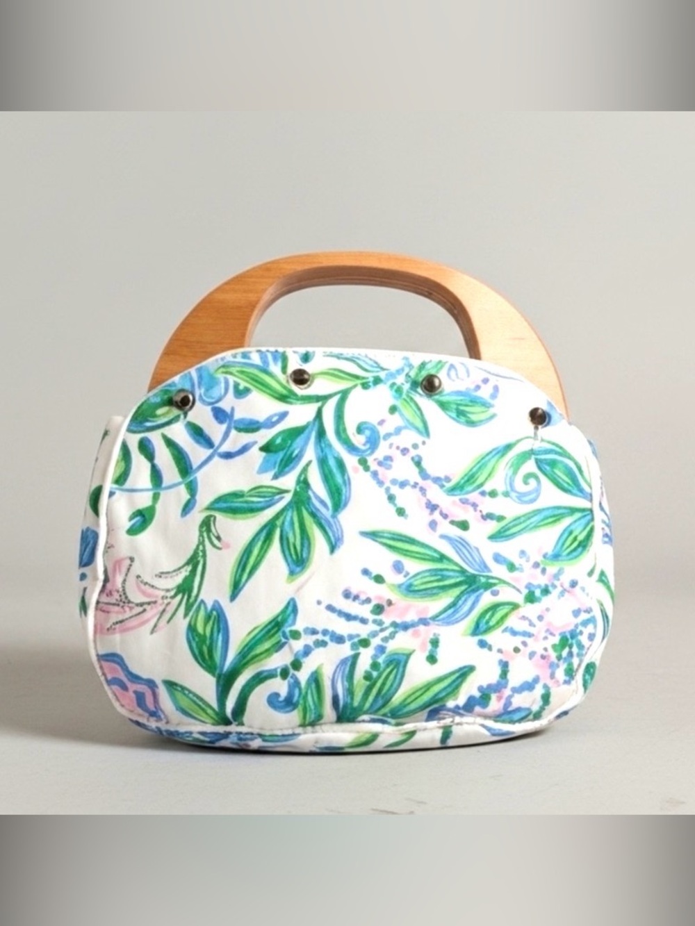 Lilly Pulitzer Reversible Bermuda Bag Wood Handle Resort White Seersucker - Picture 4 of 7
